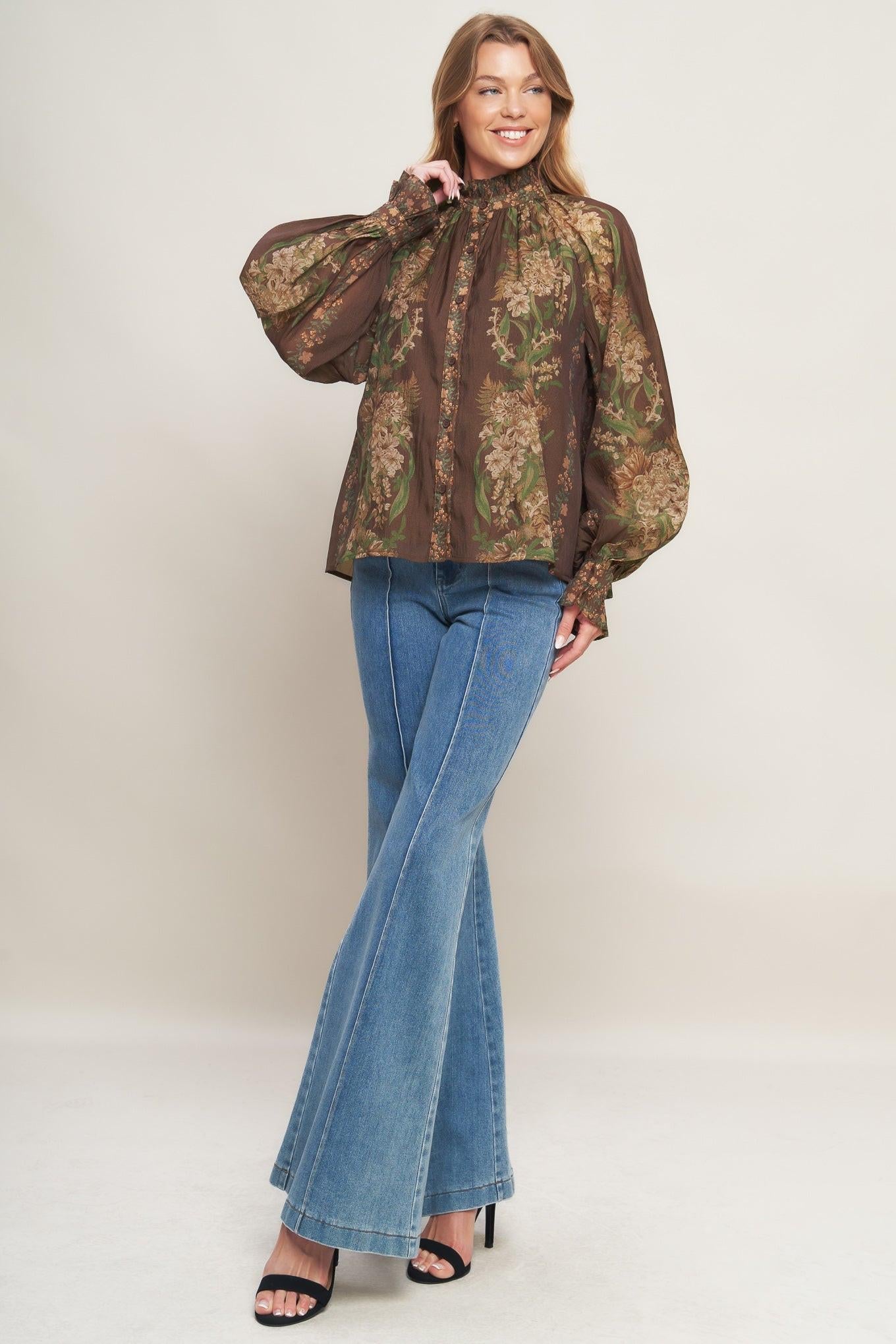 CELEBRITY MOMENT WOVEN TOP