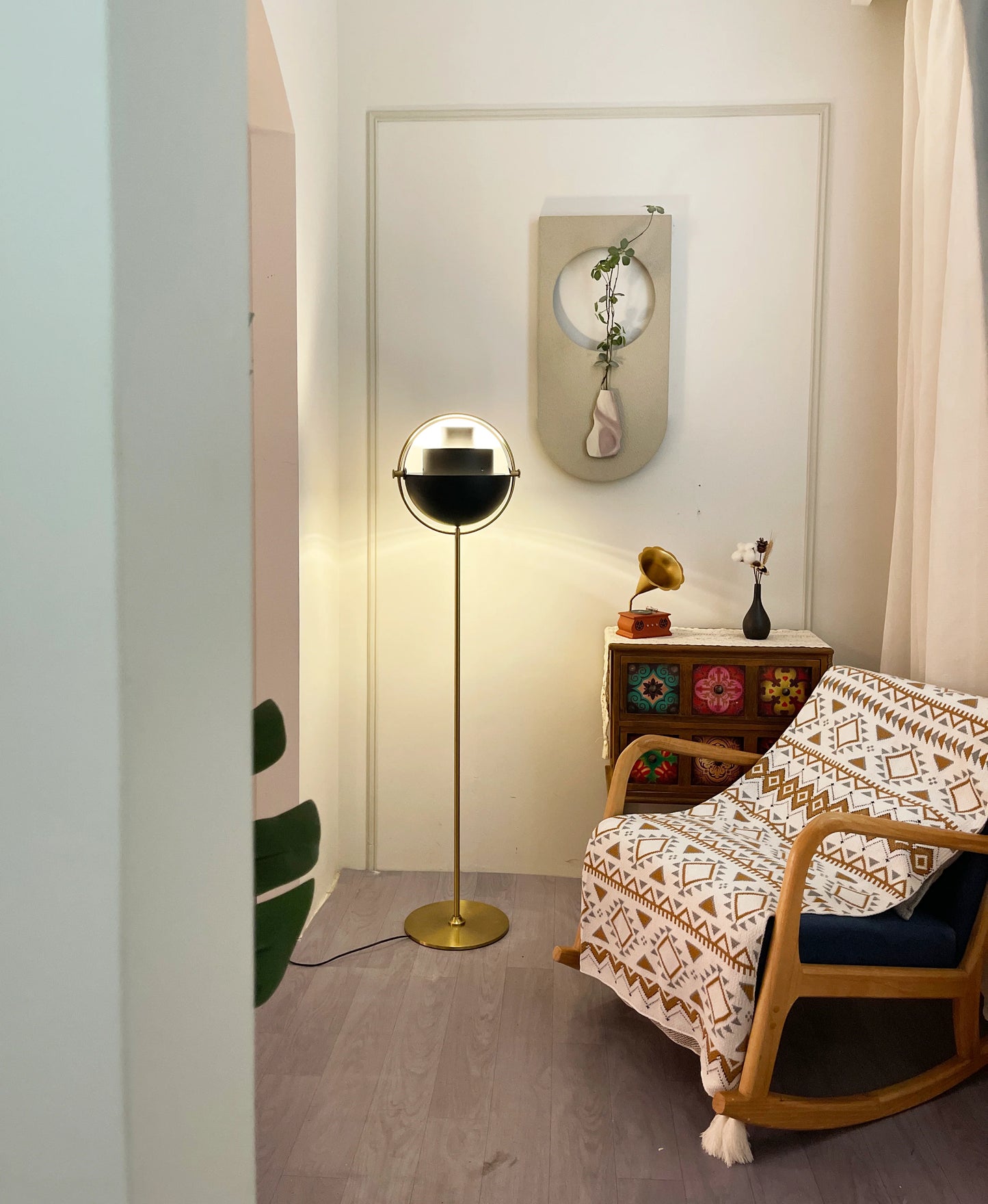Multi-Lite Rotating Ball Floor Lamp
