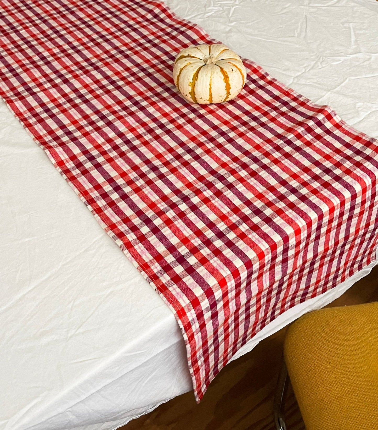 Noel Plaid Runner