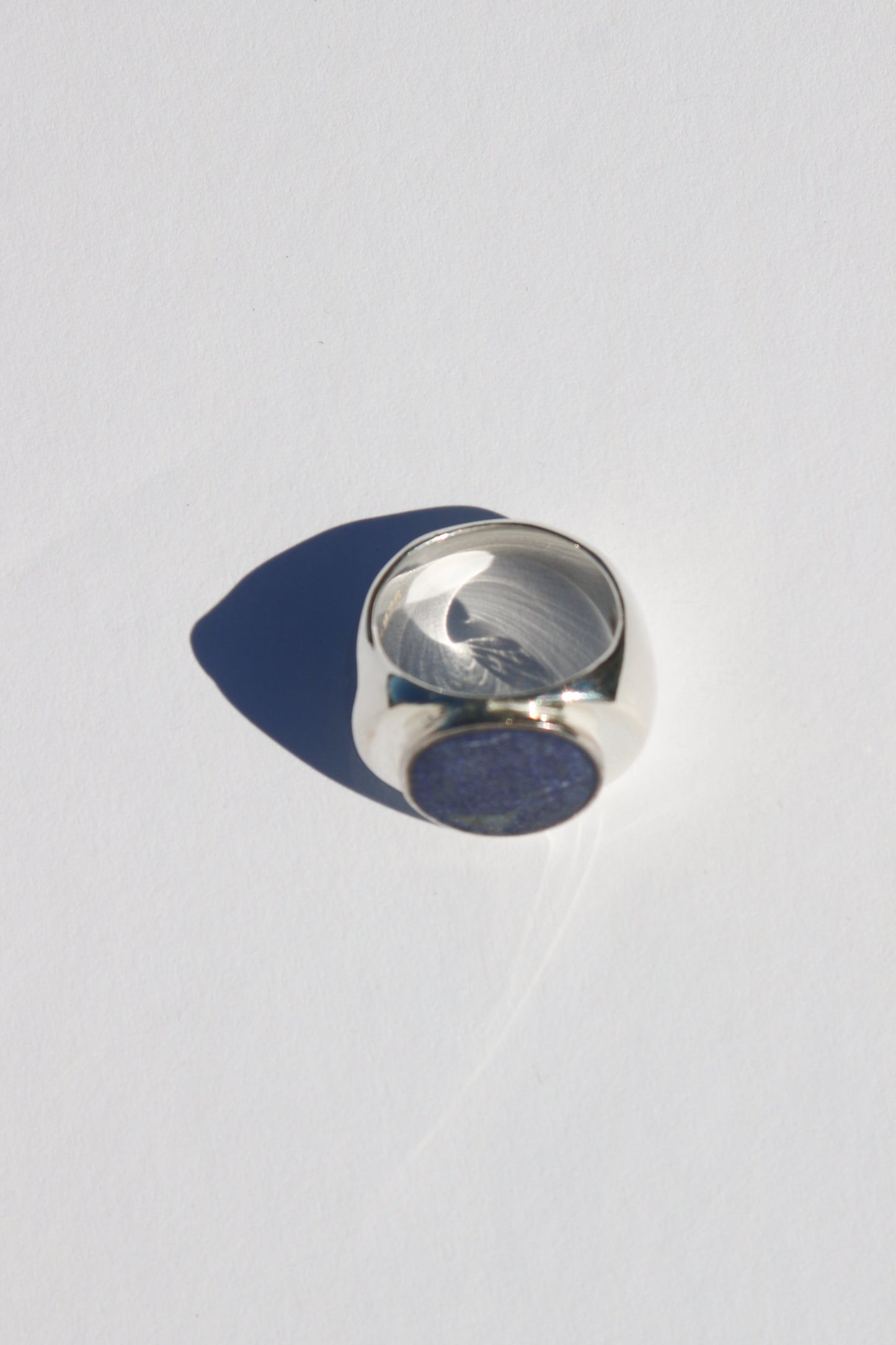 Perlmutte Lapiz Lazuli Ring