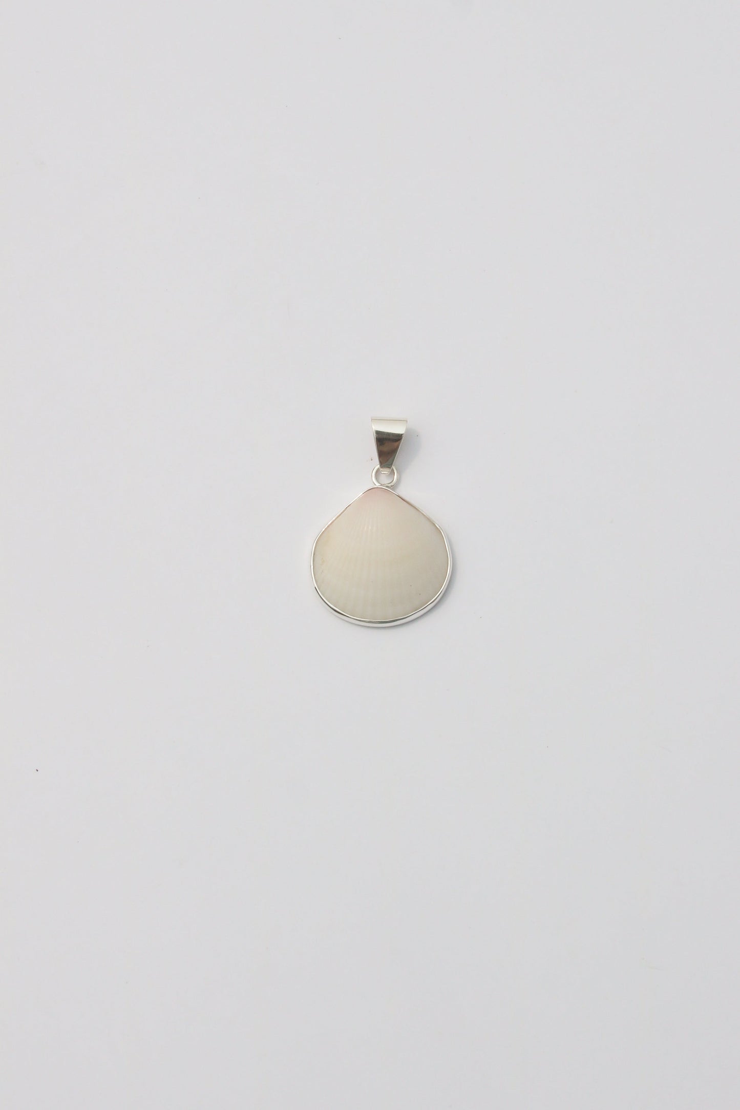 XS-Small Shell Pendants