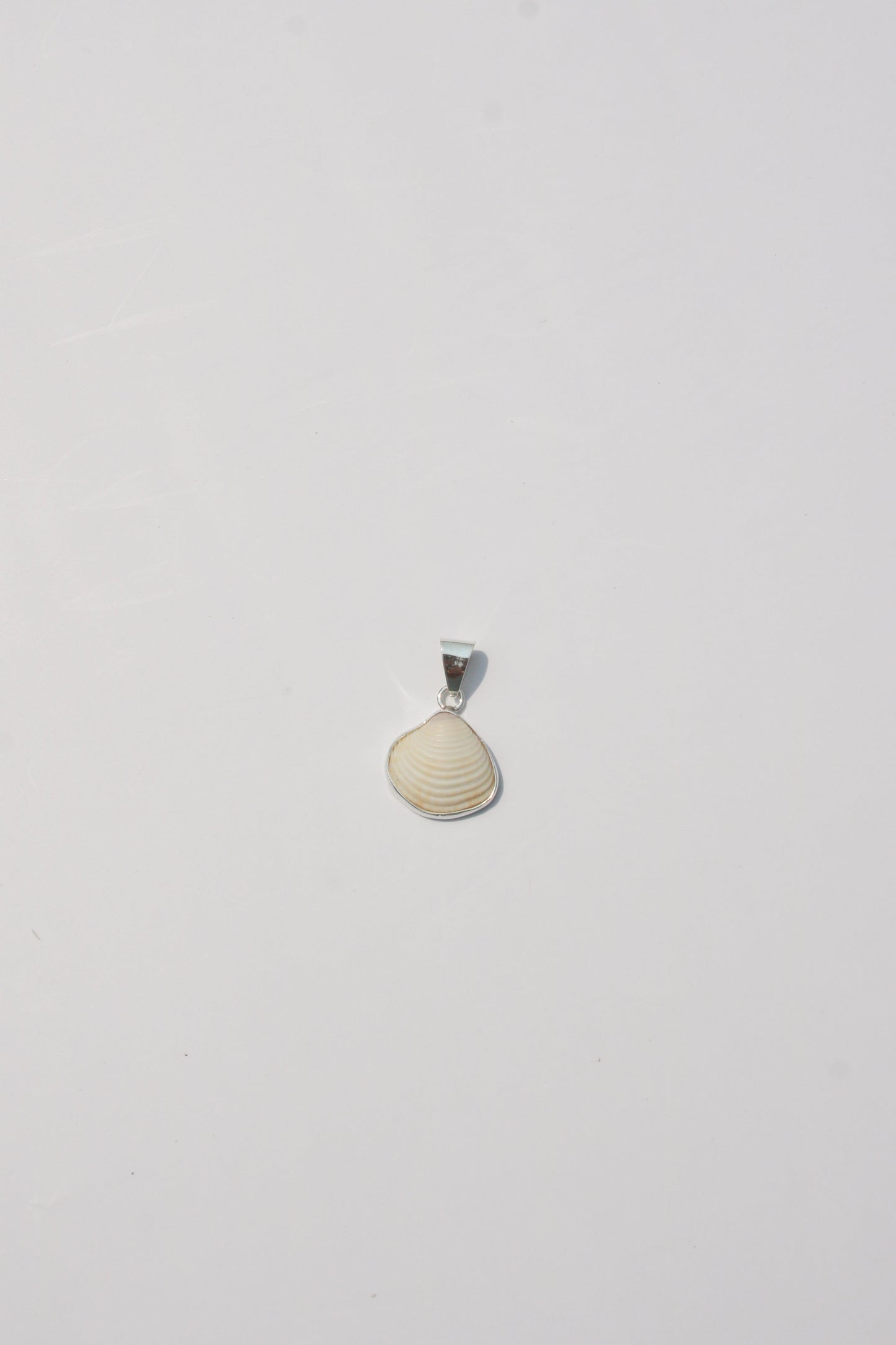 XS-Small Shell Pendants