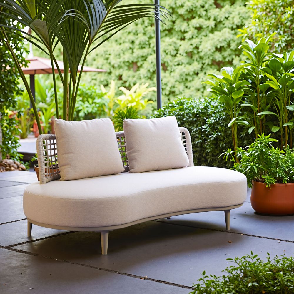 Ruhe Olefin Woven Rattan and Upholstered Fabric Outdoor Luxury Sofa