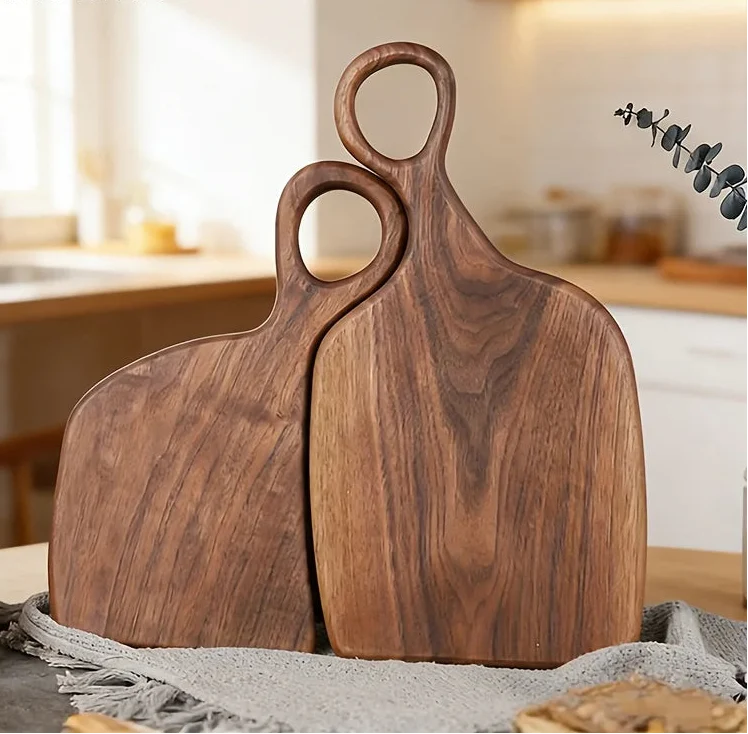 Handmade Acacia Wood Cutting Boards by Kemorela
