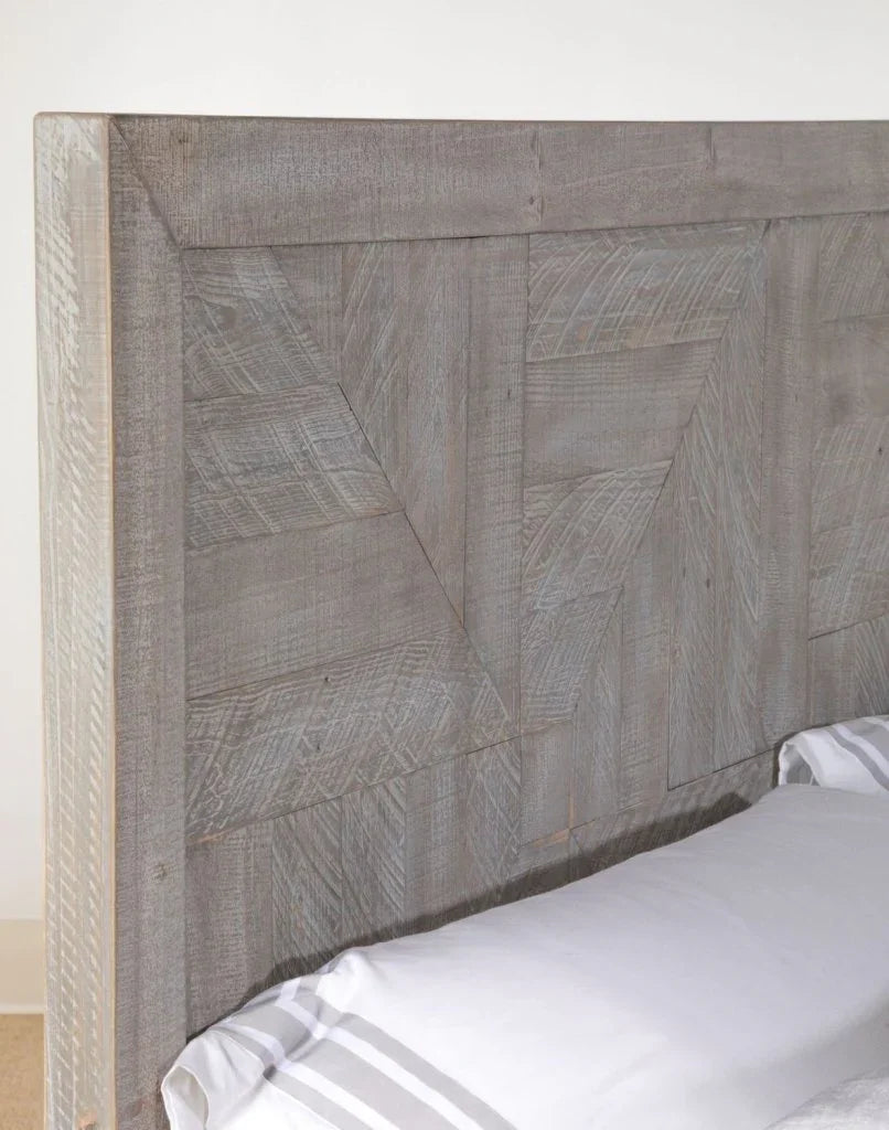Studio 20 Wooden Modern Panel Bed