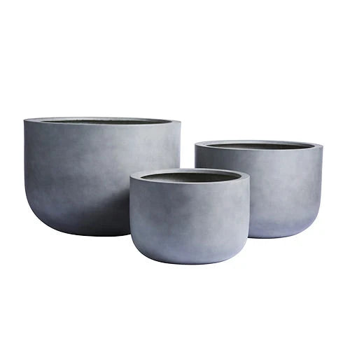 The Willow Courtyard Planter Collection