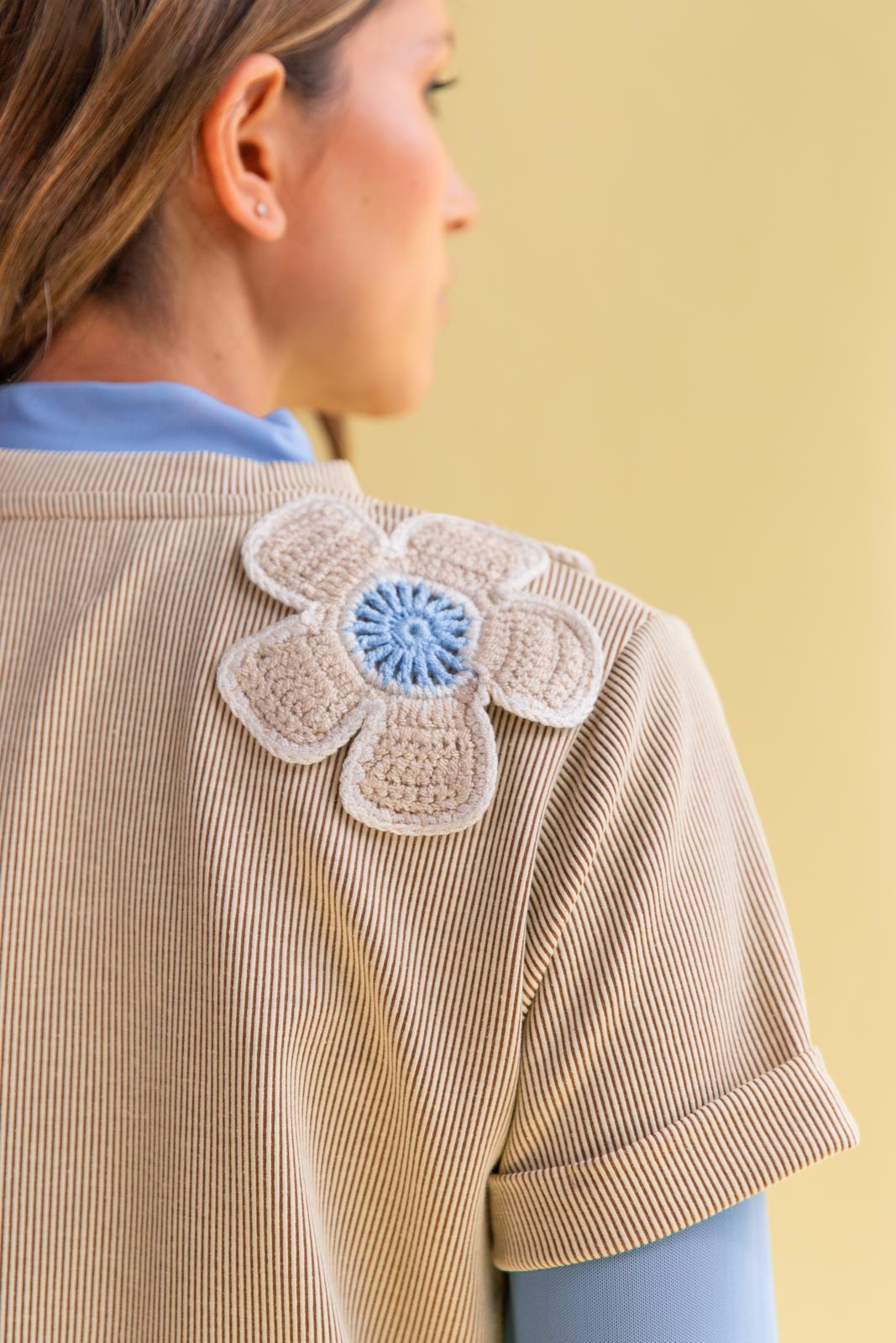 Top Daisy Sand