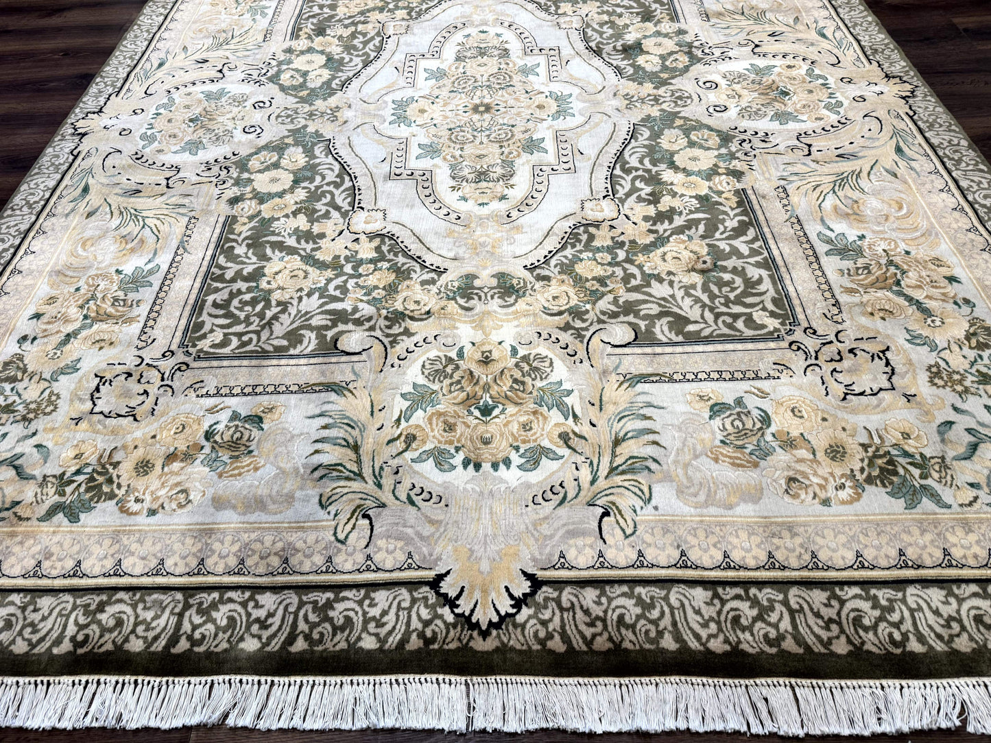 Aubusson Rug 8x10, Very Fine 225 KPSI, Floral, French European Design, Pakistani Carpet