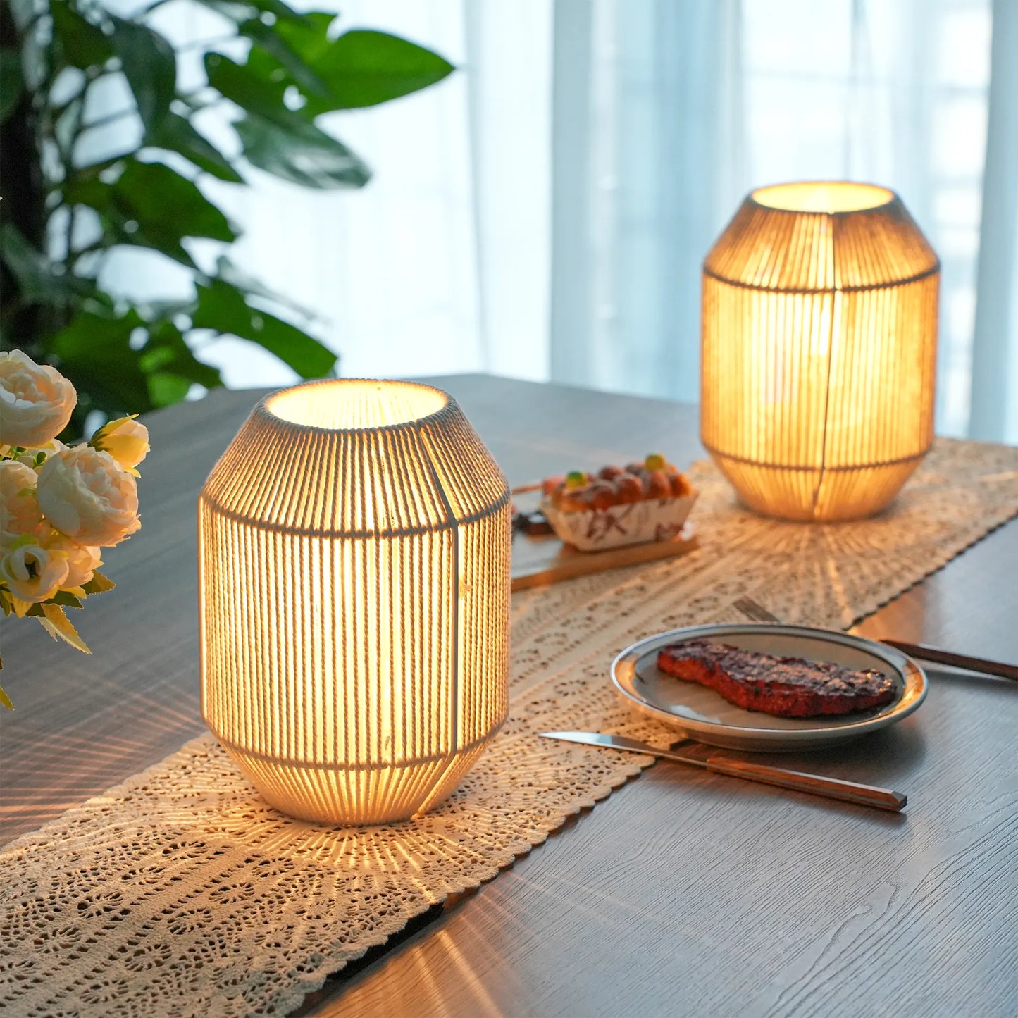 Set of 2 Woven Lamp shade Table Lamps