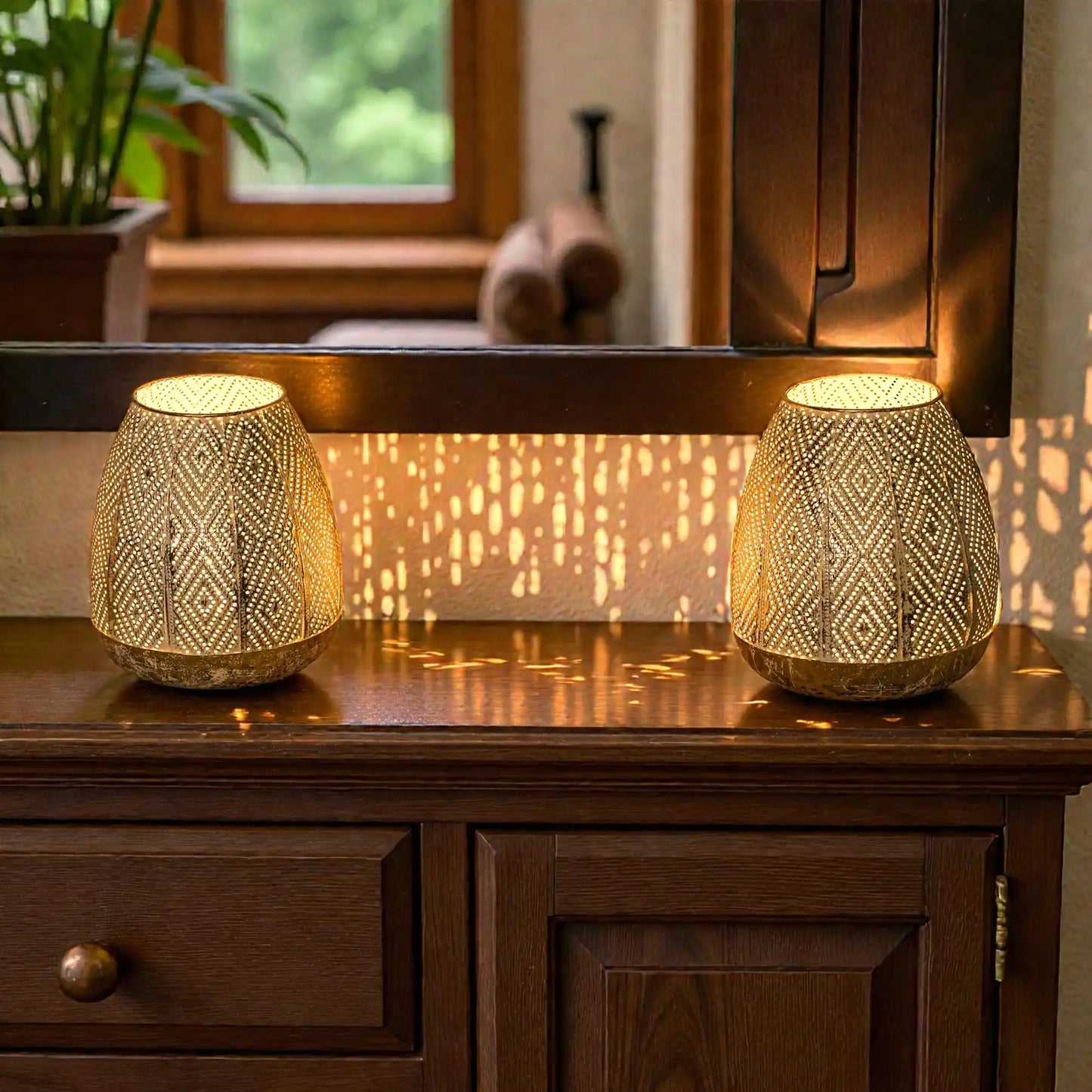 7'' High Battery Powered Metal Decorative Table Lamps with Fairy Lights Bulb