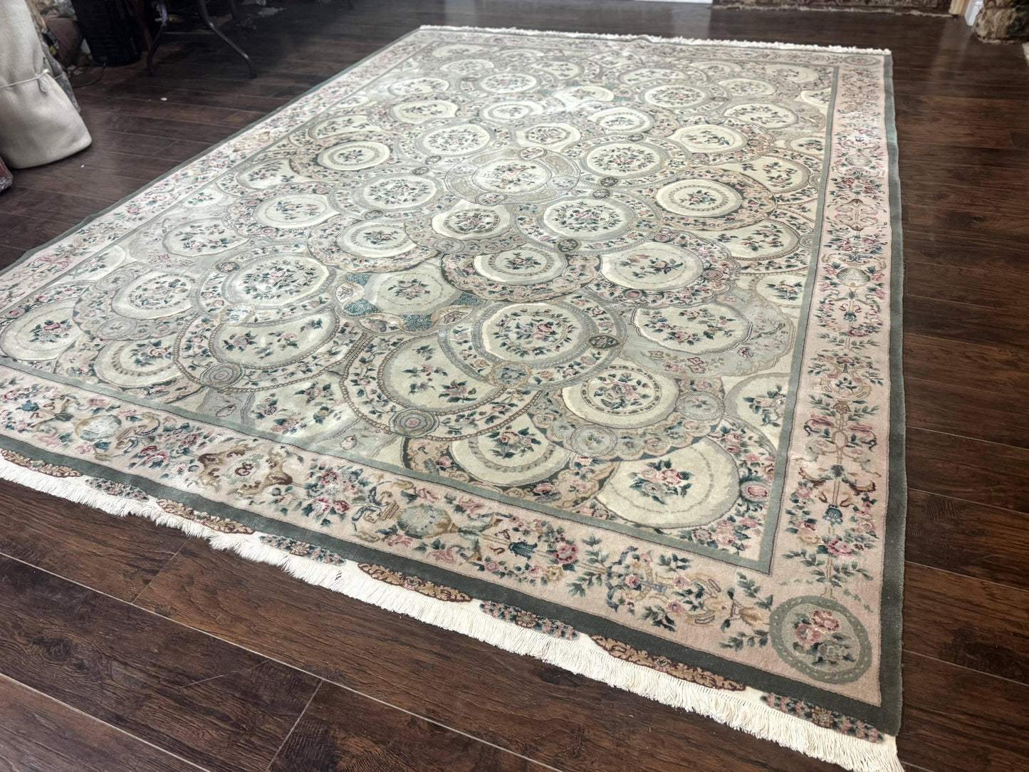 Pak Persian Rug 9x12, Wool with Silk Highlights, European Design, Floral, Green