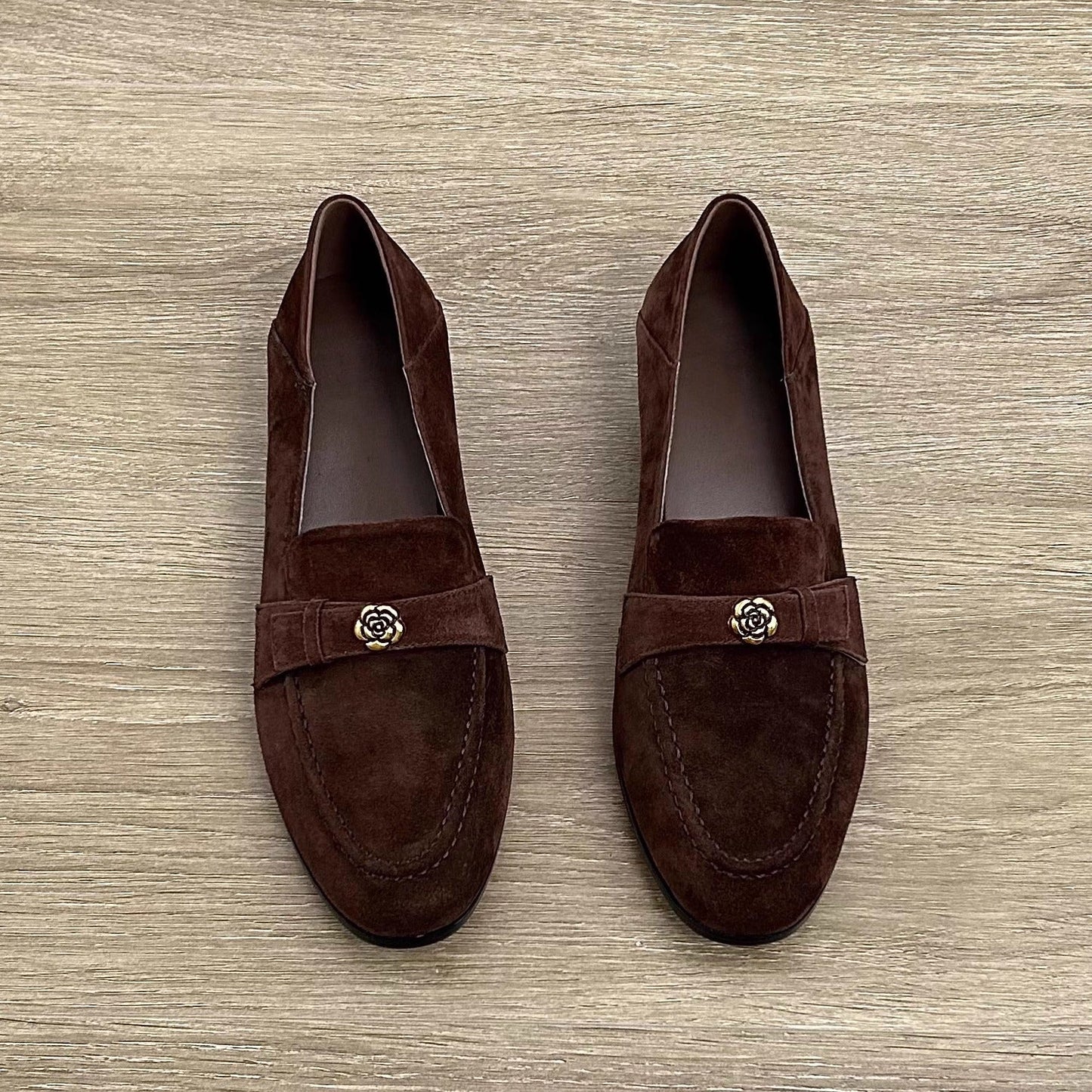 Women's Retro Camellia Sheepskin Loafers | Chunky Low Heel Slip-On Flats