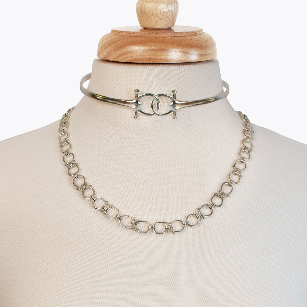 Chapelle - Horseshoe Link Earring in Silver