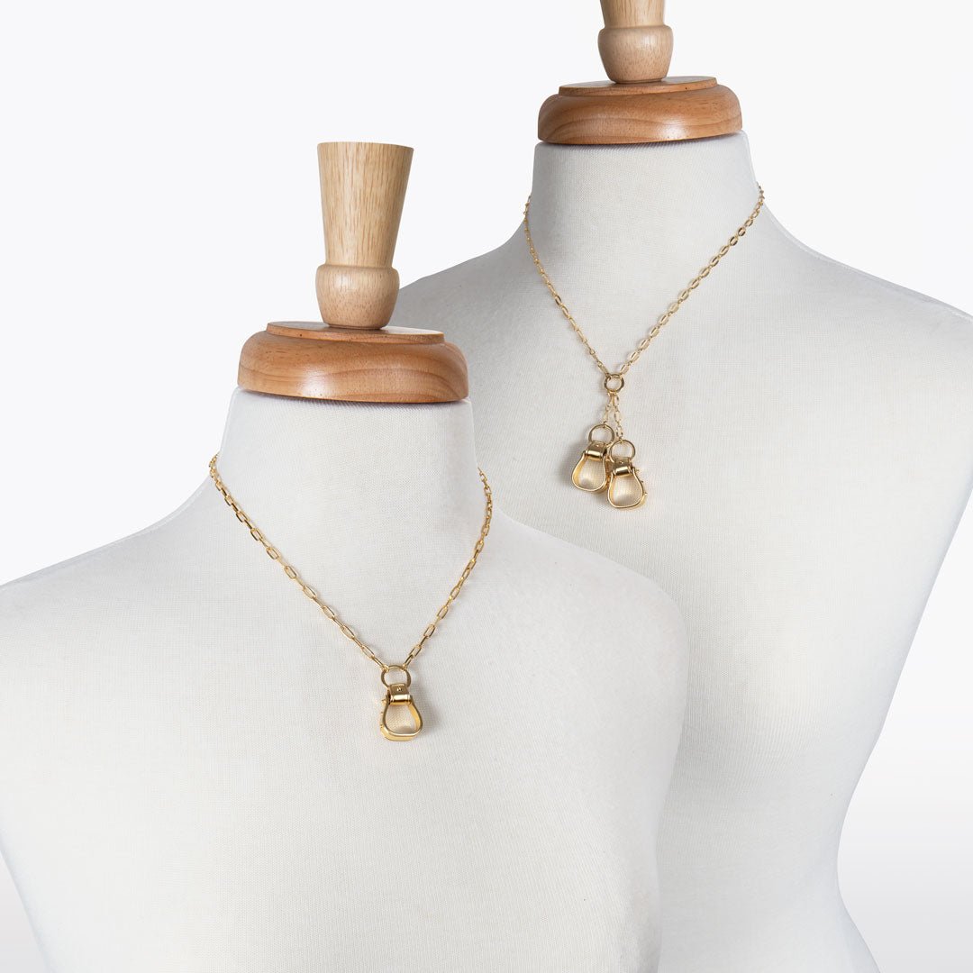 Cheyenne - Single Western Stirrup Necklace in Gold
