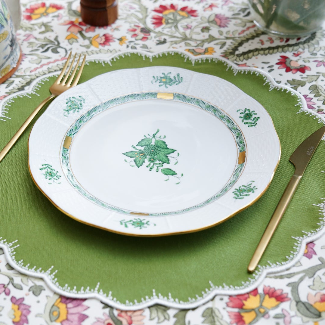CLOVER GREEN ROUND FABRIC PLACEMAT (Set Of 4)