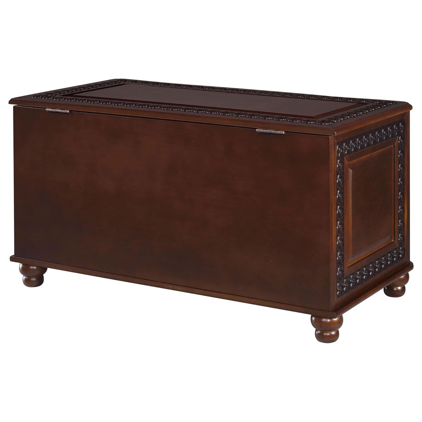 Ashford Cedar Hope Chest with Cedar-Lined Storage
