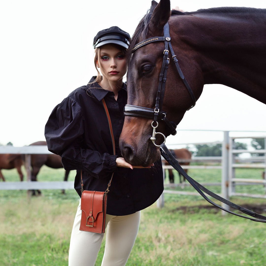 Devon Deluxe Phone Bag - Luxury Leather Handbag in Cognac