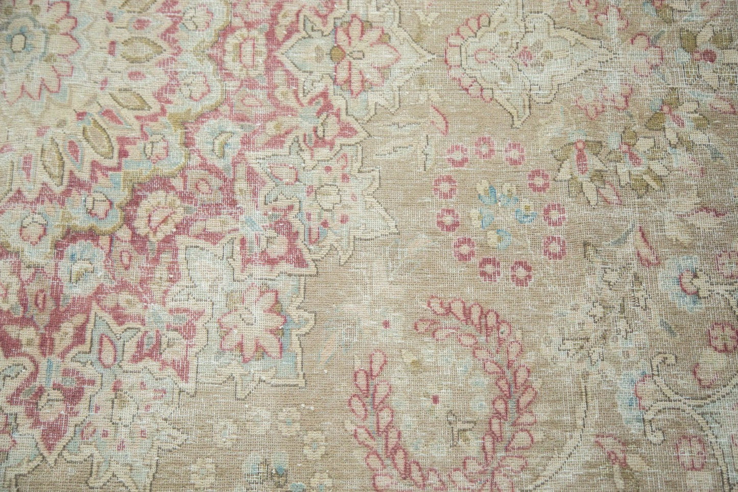 9x12.5 Vintage Distressed Meshed Carpet