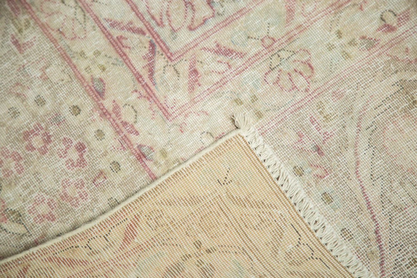 9x12.5 Vintage Distressed Meshed Carpet