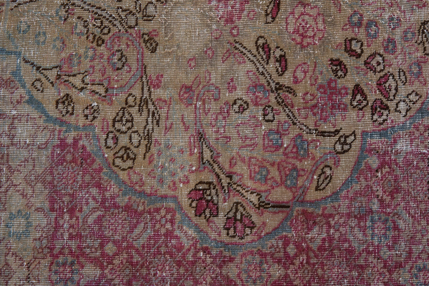 7.5x10.5 Vintage Distressed Kayseri Carpet