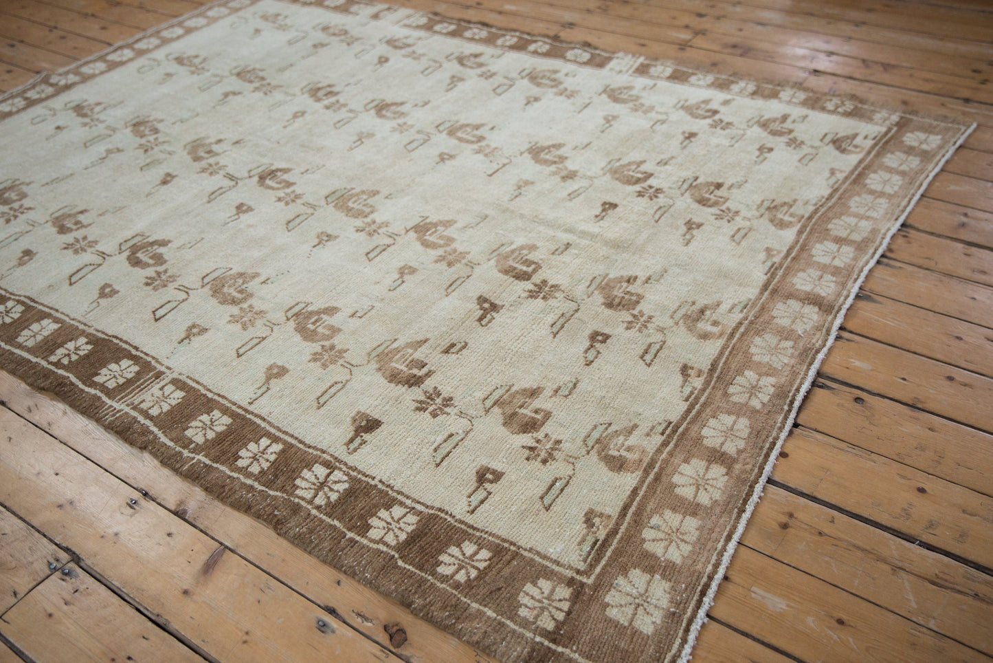 6x8.5 Vintage Distressed Oushak Carpet