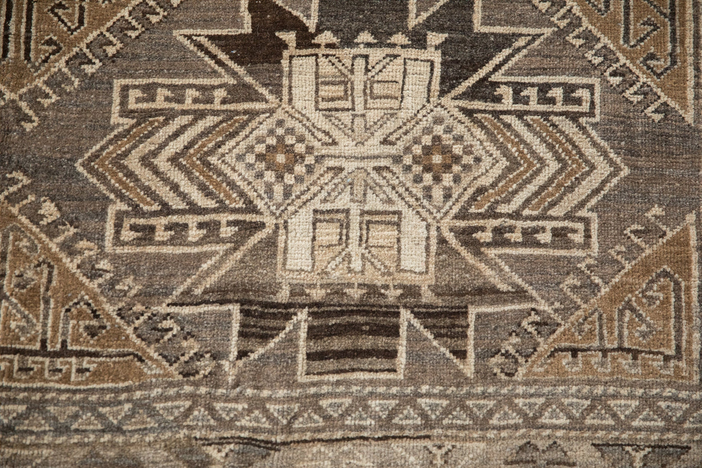 7x9.5 Vintage Distressed Kars Carpet