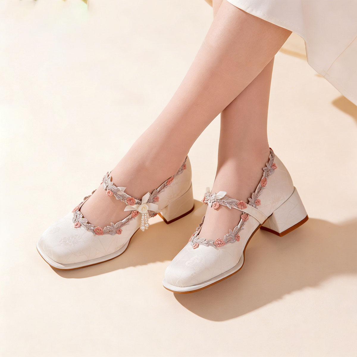 Women's Oriental Jacquard Satin Mary Jane Heels | Embroidered Lace Pearl Square Toe
