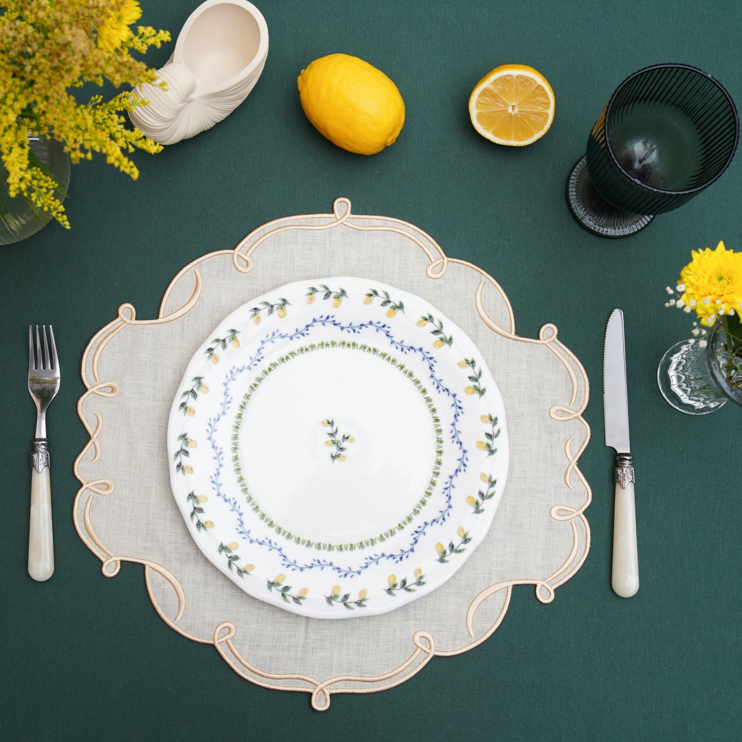 CELESTIA LINEN IVORY GOLD TRIM SQUARE PLACEMAT (Set Of 4)