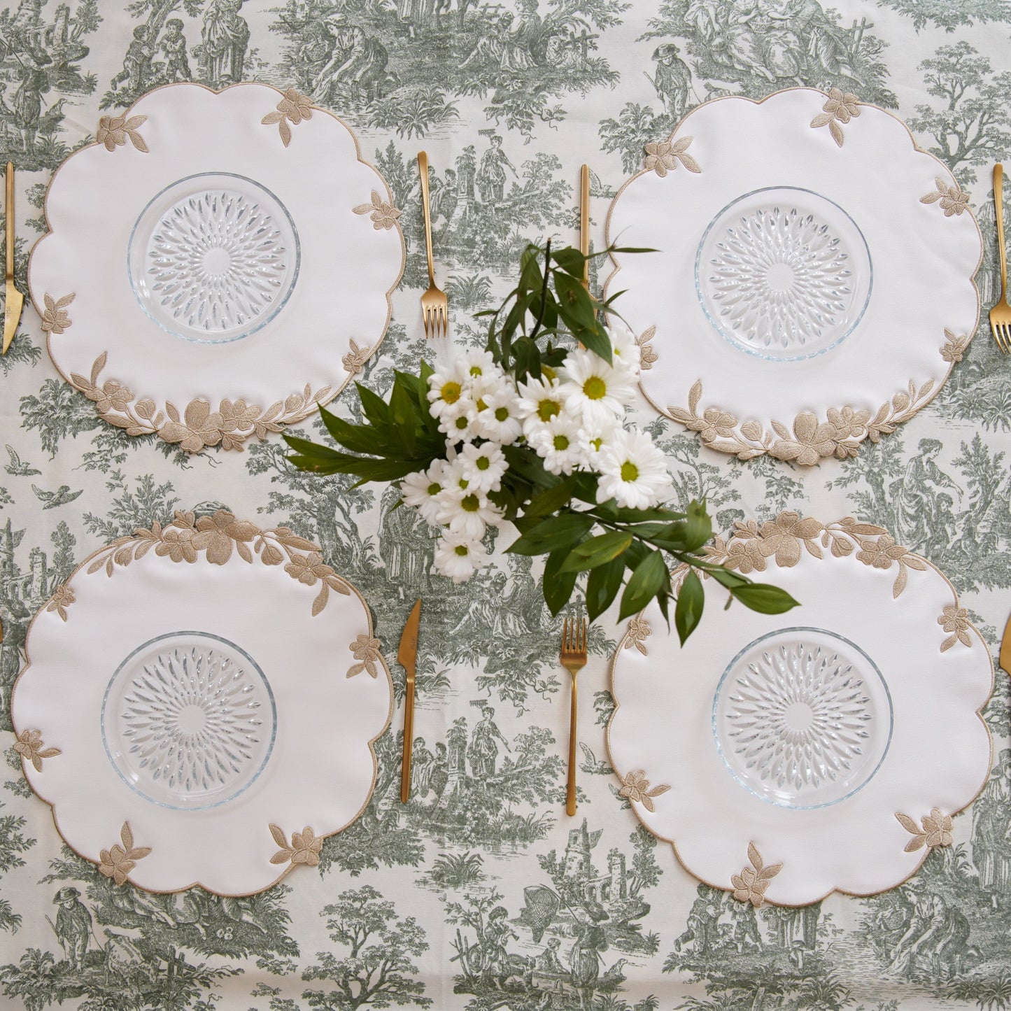 LOTUS WHITE GOLD ROUND FAUX LEATHER PLACEMAT (Set Of 4)
