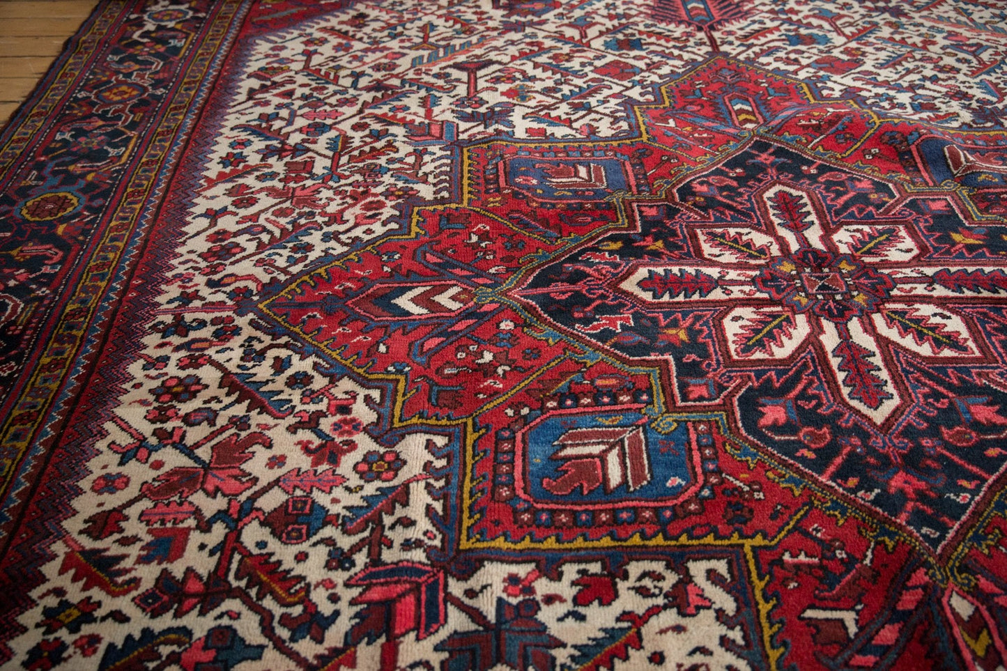 11.5x21.5 Vintage Mehrivan Carpet