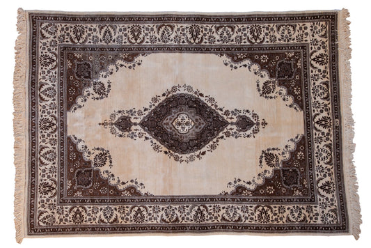 6.5x9 Vintage Tabriz Carpet