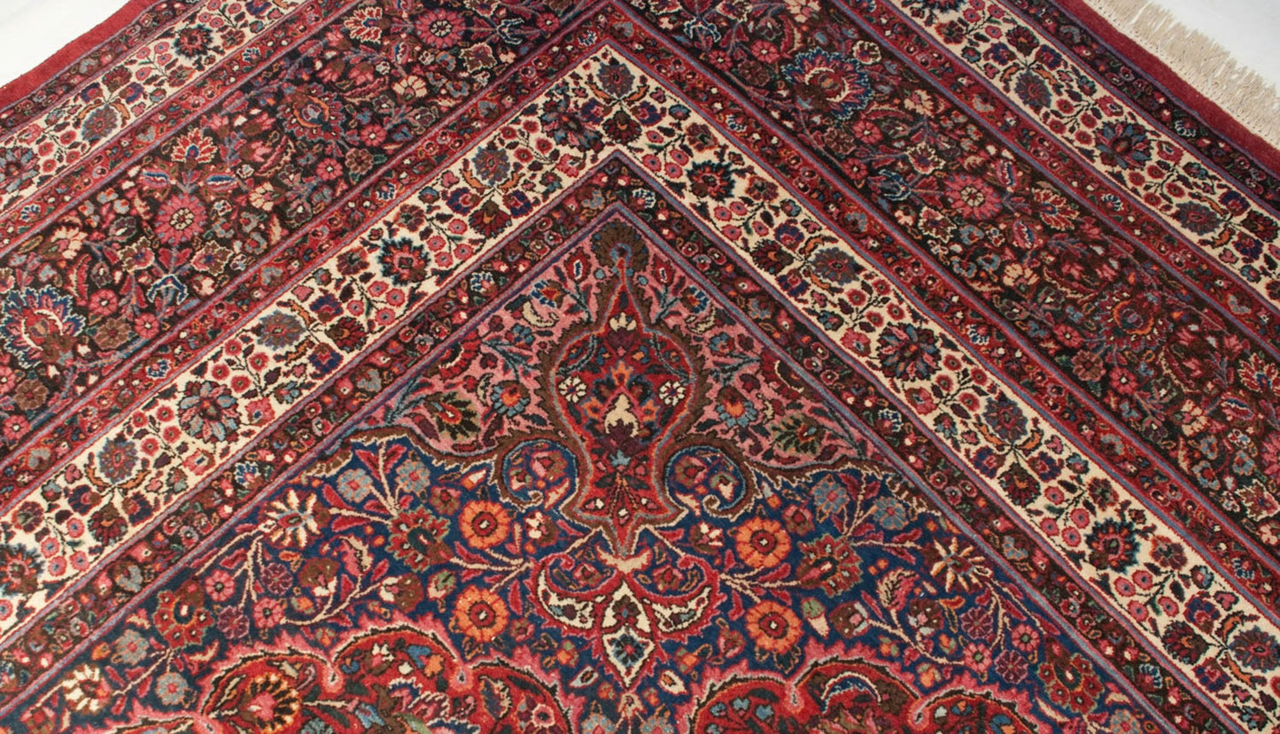 12x19.5 Vintage Fine Meshed Carpet