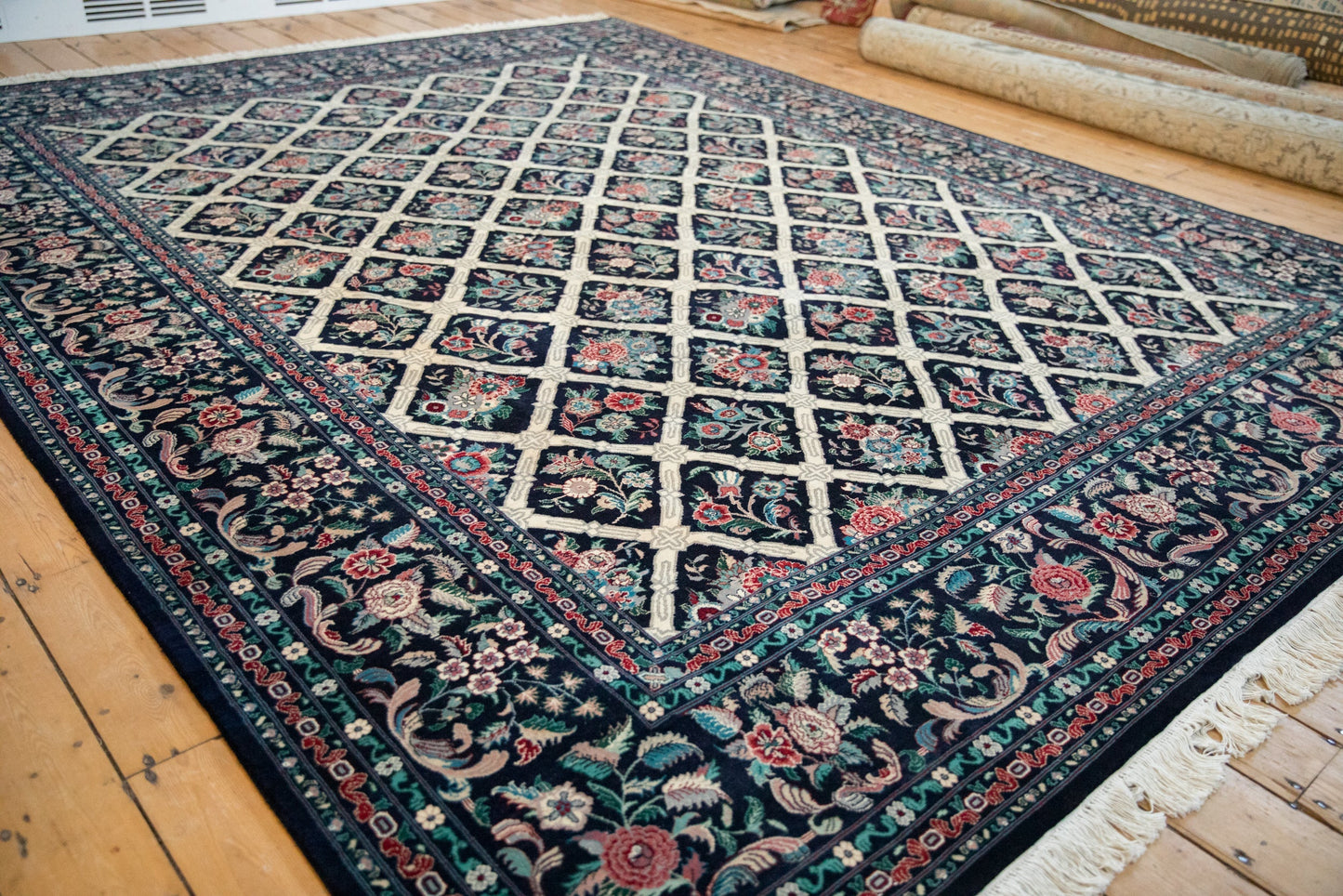 9x11.5 Vintage Pakistani Savonnerie Design Carpet