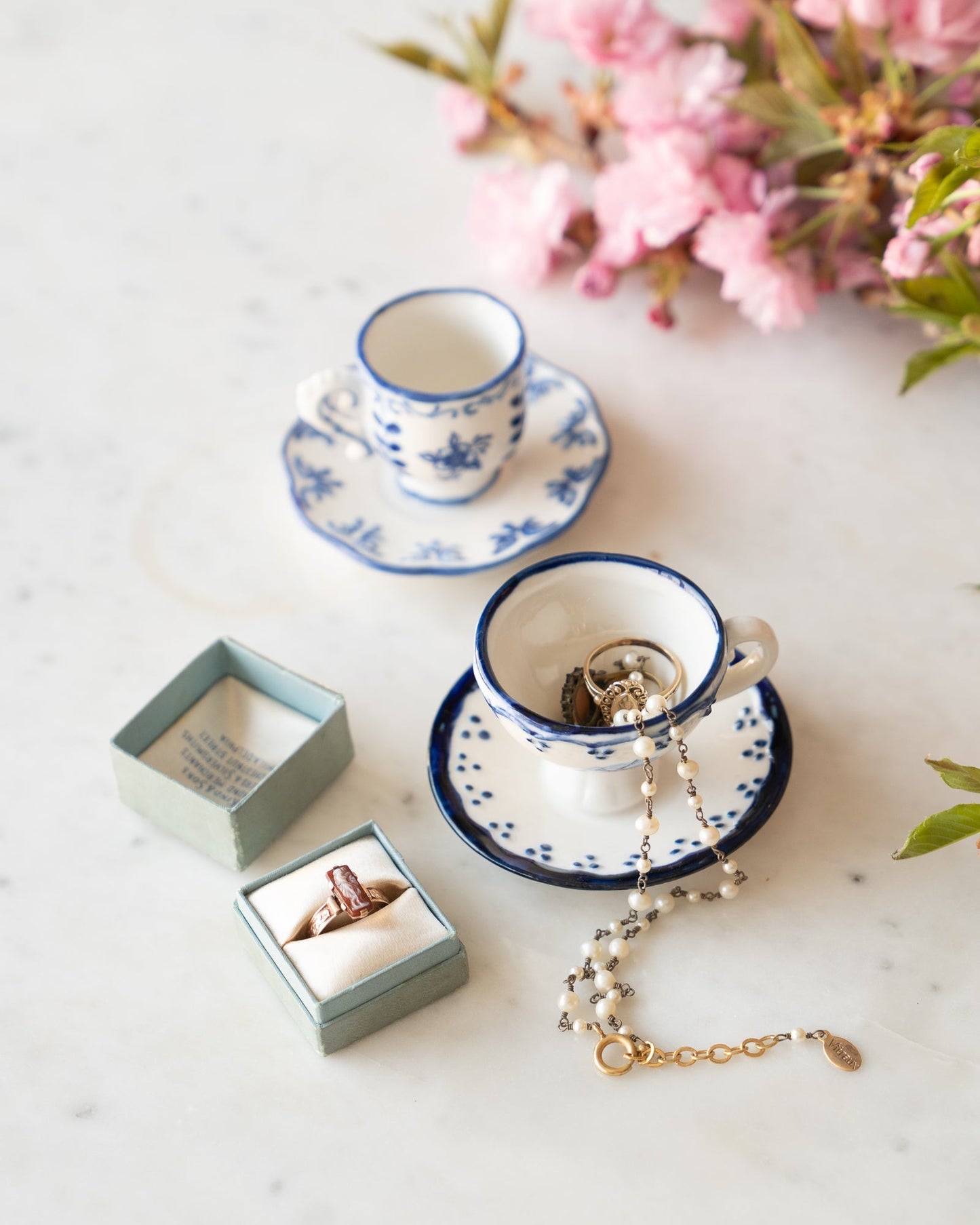 petite tea cup dish