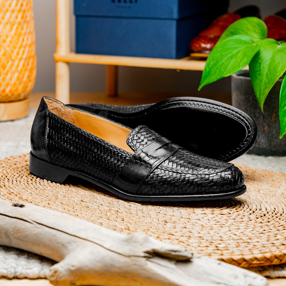 15-585-BLK NICOLA Italian Calfskin Basketweave, Black