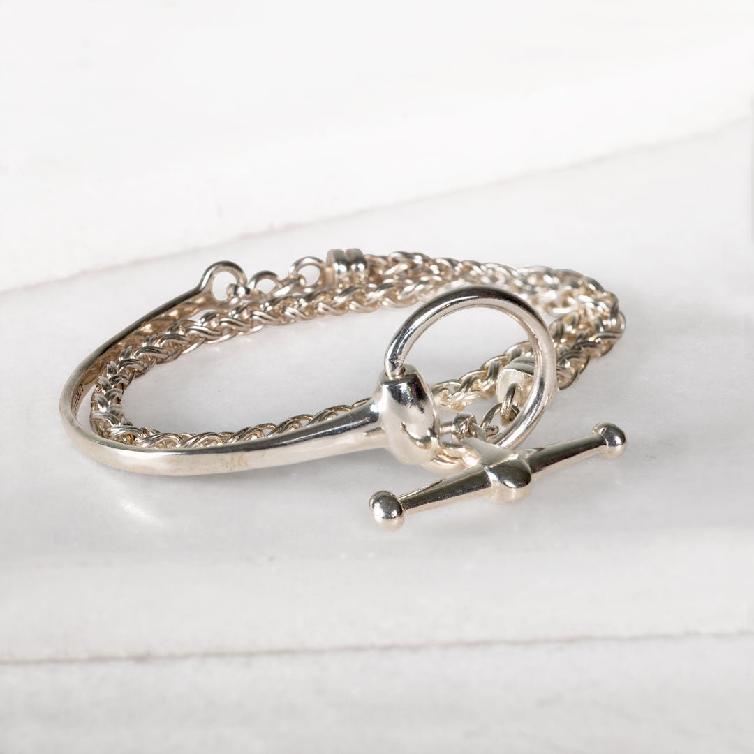 Odeza - Horse Bit Toggle Equestrian Necklace in Silver