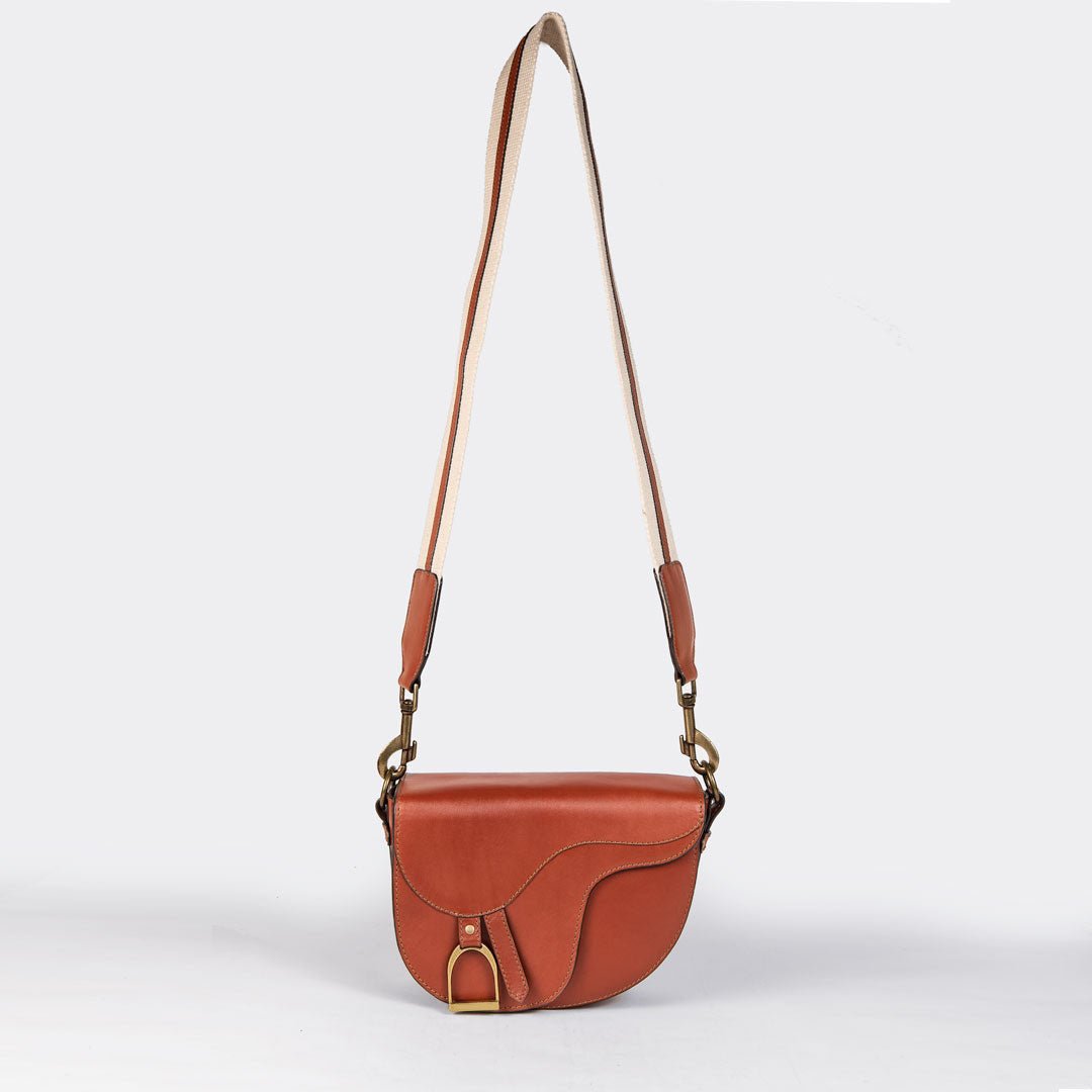 Signature Saddle Bag - Luxury Leather Handbag in Cognac
