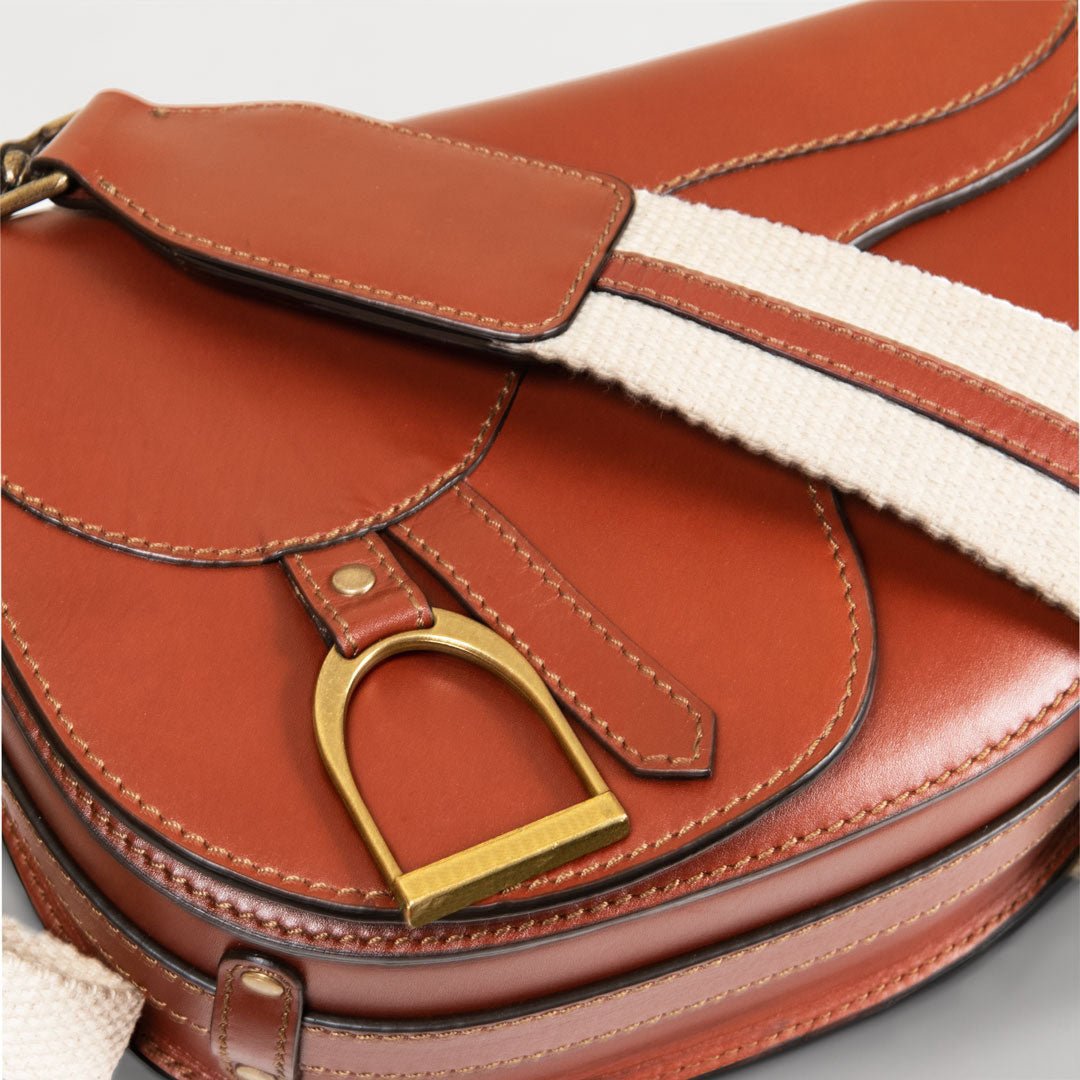 Signature Saddle Bag - Luxury Leather Handbag in Cognac